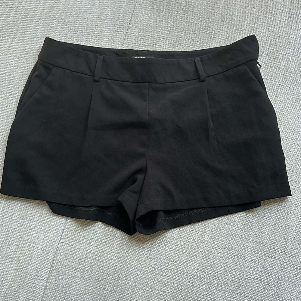 Express shorts